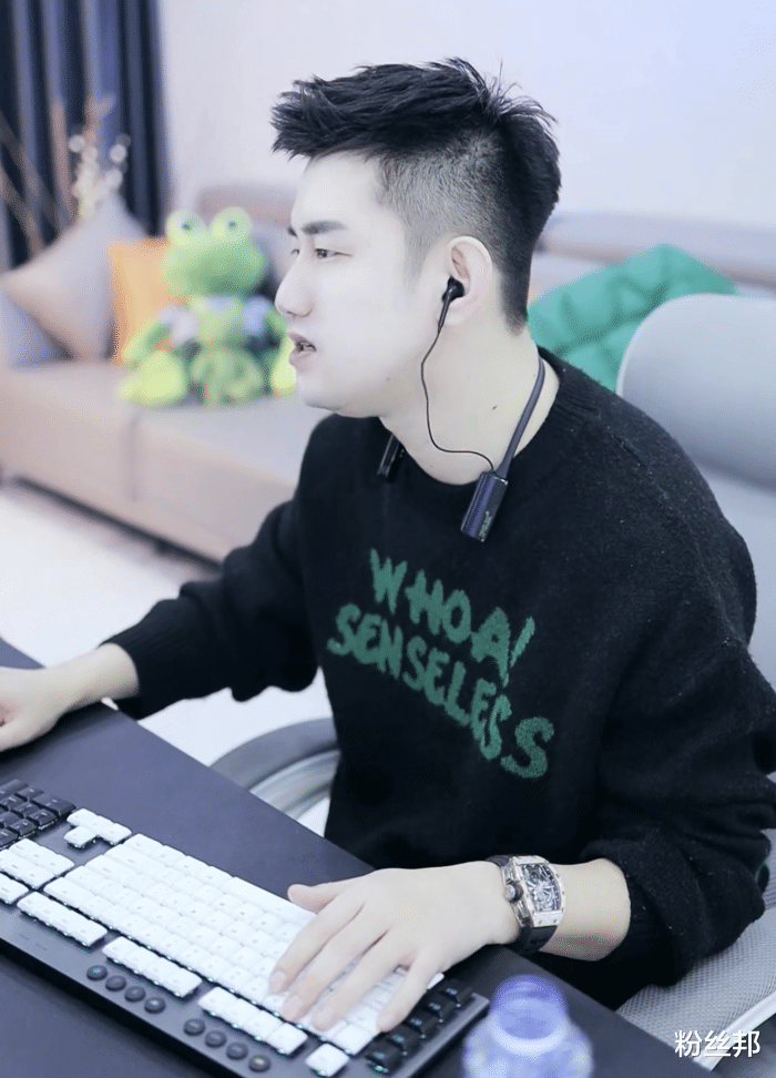 阿哲|粉丝被起诉后没钱赔,阿哲表态“律师费我出”,嘲讽某主播活不起