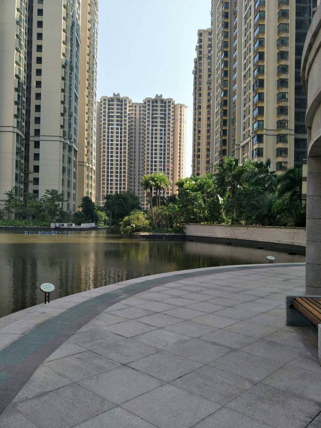 买房之后没闲钱装修了,计划直接入住毛坯房,会不会被人嘲笑?