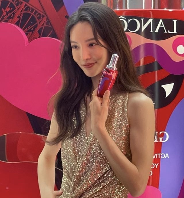 金晨|171cm的金晨现实中长啥样?看到生图,网友:到底是不一般