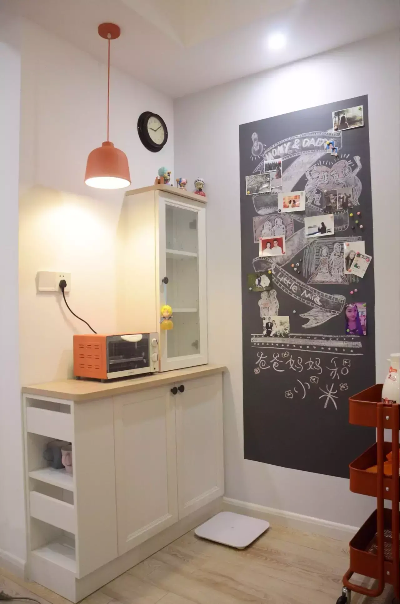 78平现代两居室,硬在主卧给媳妇挤出一个衣帽间,温馨又实用