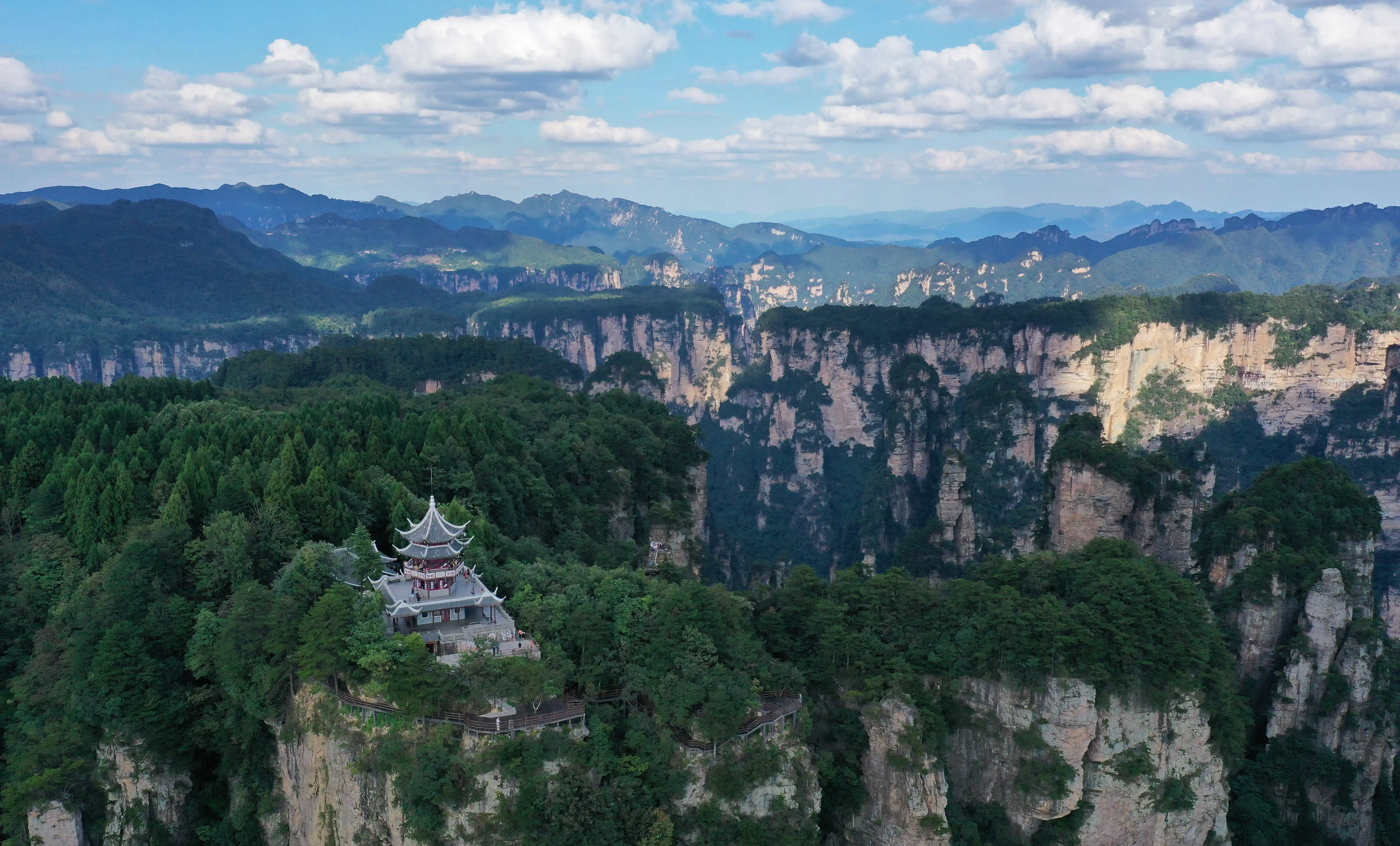 旅游业|被誉为“人间仙境，世外桃源”的地方，你知道是哪里吗？