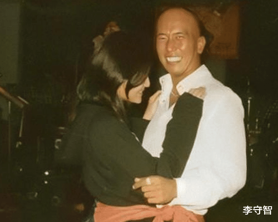 大S|46岁大S当妈了还恋爱脑?没见面就结婚,具俊晔黑料多再婚被看衰