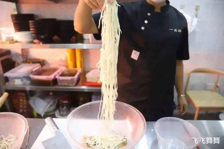 倒闭的湖南杀猪粉,开业开得快,倒得也快?