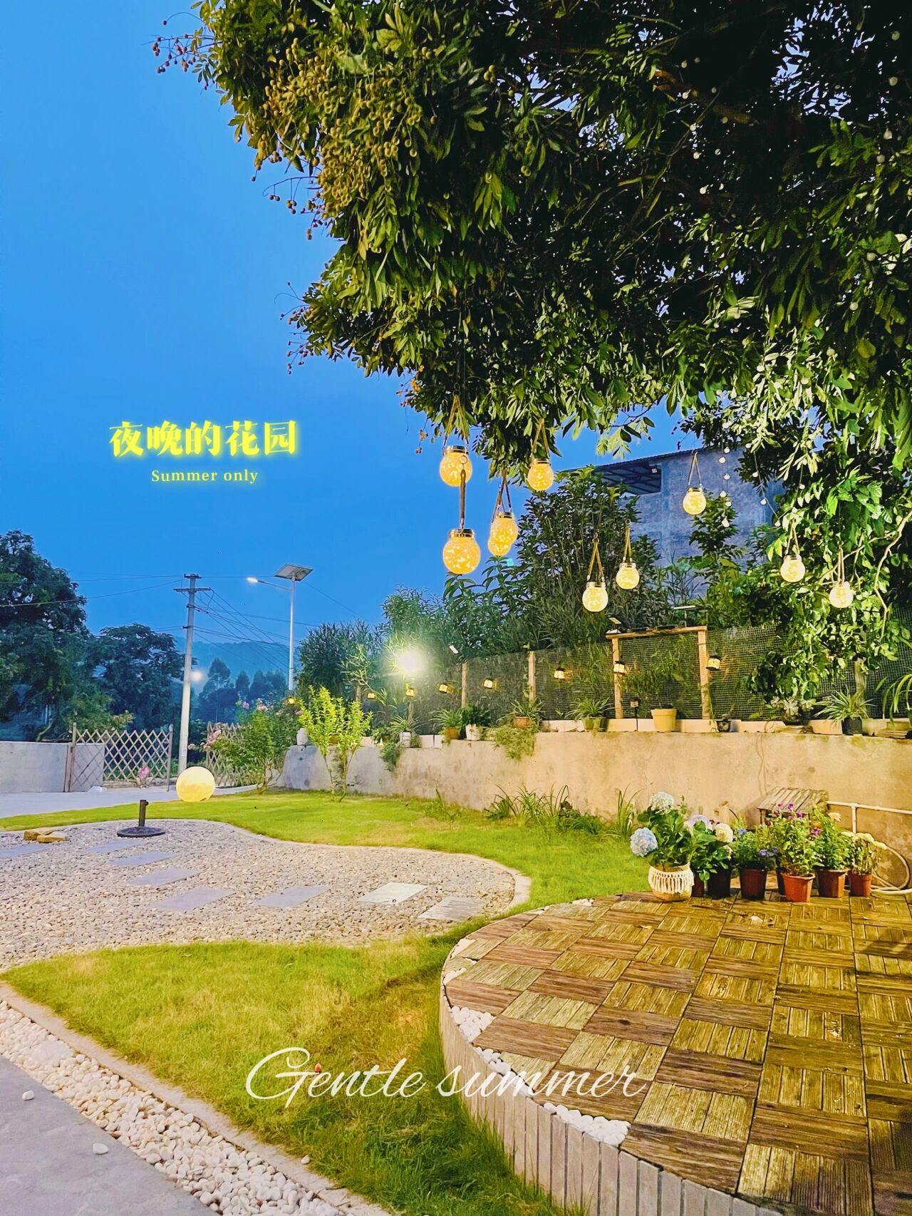 一年前,花50万,在村里建了一栋三层小楼,在城里只能买个浴室吧