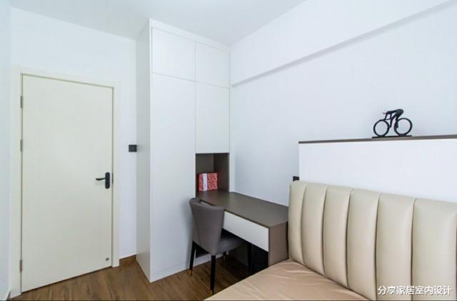 76平两居室,巧妙设计变成三房,极简装修不做吊顶,太喜欢啦!