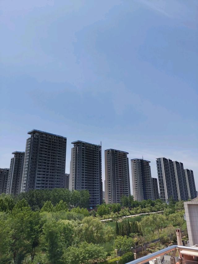 楼市|曹德旺预言房子不值钱！接盘侠越来越少，未来楼市泡沫化会破灭？