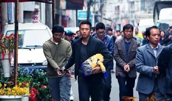 |再看《烈日灼心》，发现不全都是救赎的事，其实，它还另藏着深意