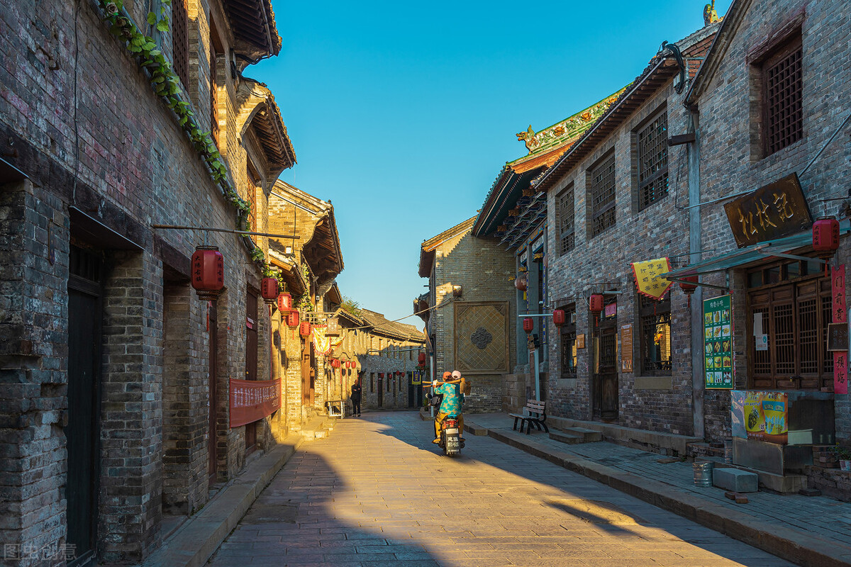 古镇|山西一个低调的古镇，高官辈出豪宅遍地，藏着北方最大明清古建群