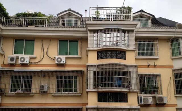 |“凶宅试睡员”：胆大心细，试睡24小时，1分钟1元，必带手电筒