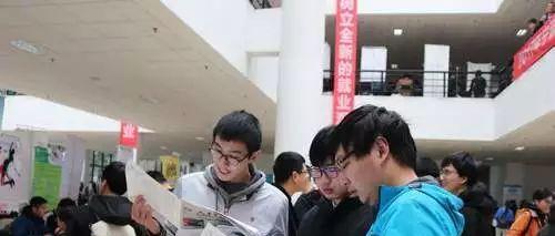 大学生|大学生拒绝劳动力工作,部分岗位出现“用工荒”,上万月薪也没用