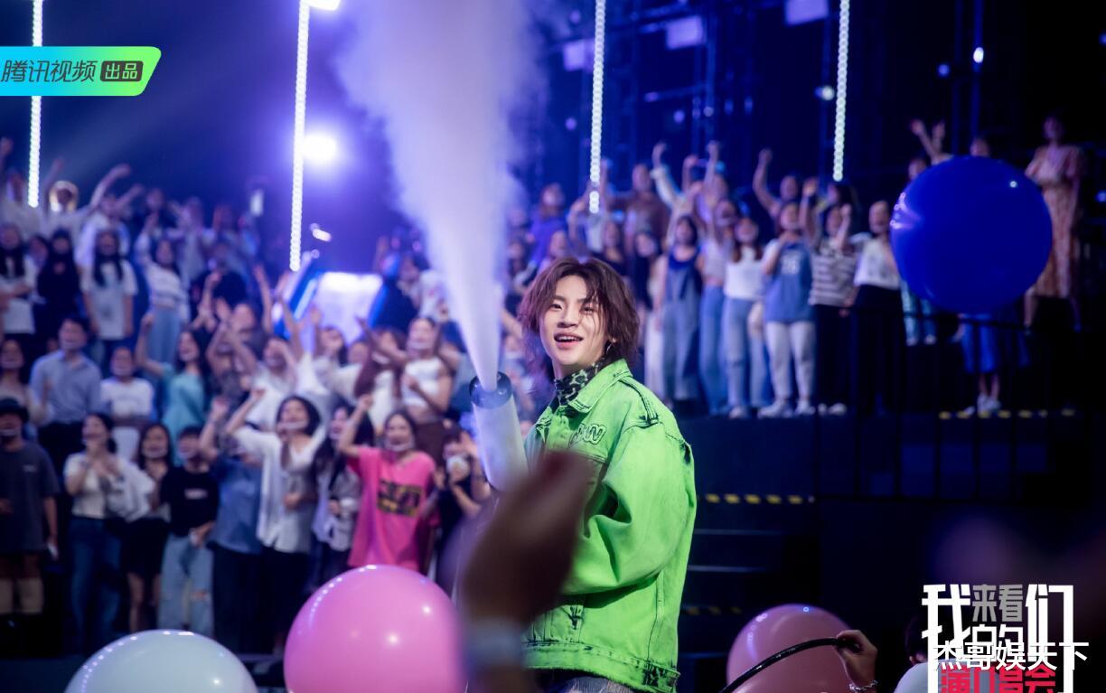 张碧晨|张碧晨的“尴尬”，让《来看我们的演唱会》刚开播口碑就翻车