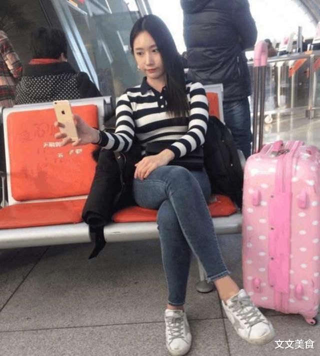 |搞笑GIF趣图:兄弟,这要是在职场,你肯定能爬的更高