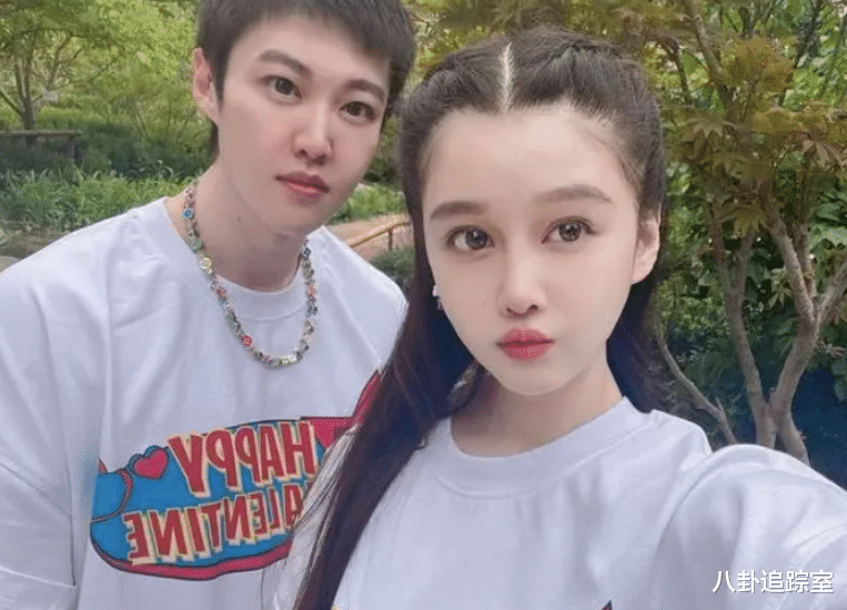 传唤|赵本山女儿球球官宣结婚!自曝因父亲不举办婚礼,丈夫性别引争议