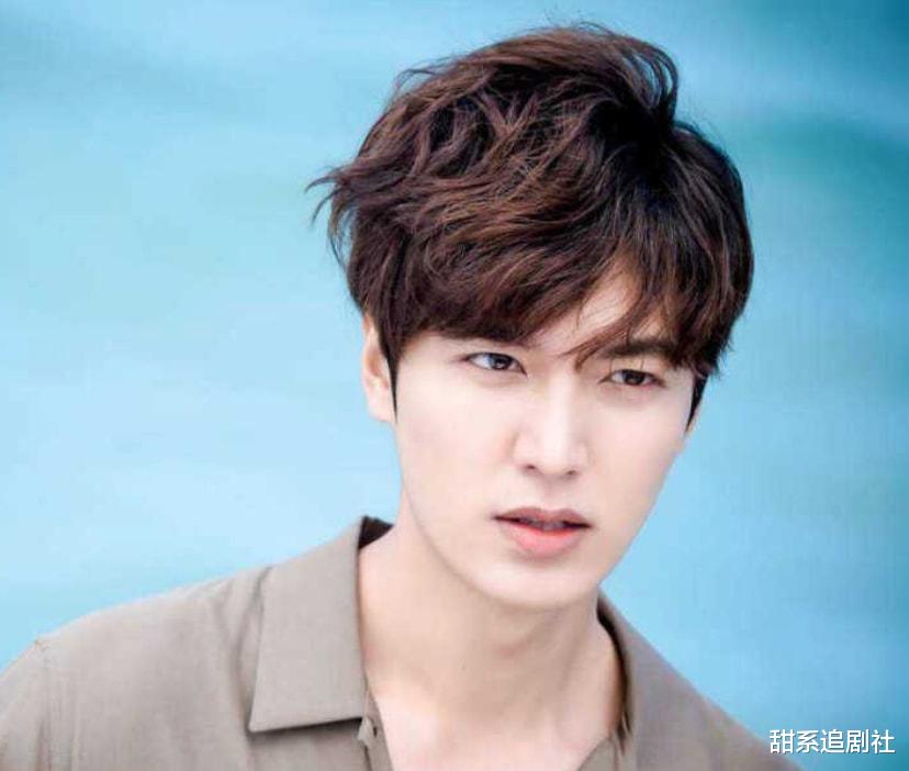 李敏镐|李敏镐生图脸肿了?角度奇怪拍成一米五,新剧是否转型?