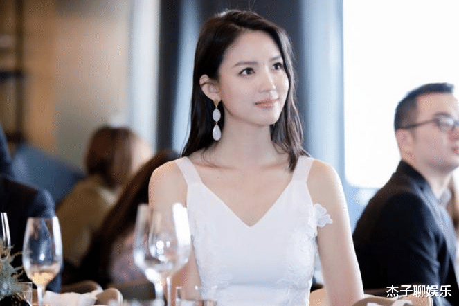 张梓琳|“世界小姐”张梓琳:晒与老公甜蜜日常,身高瞩目,成人生赢家?