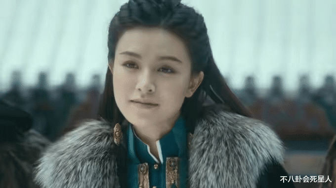 郝蕾|谁丑谁尴尬！当整容脸与天然脸一起演戏，差距一目了然