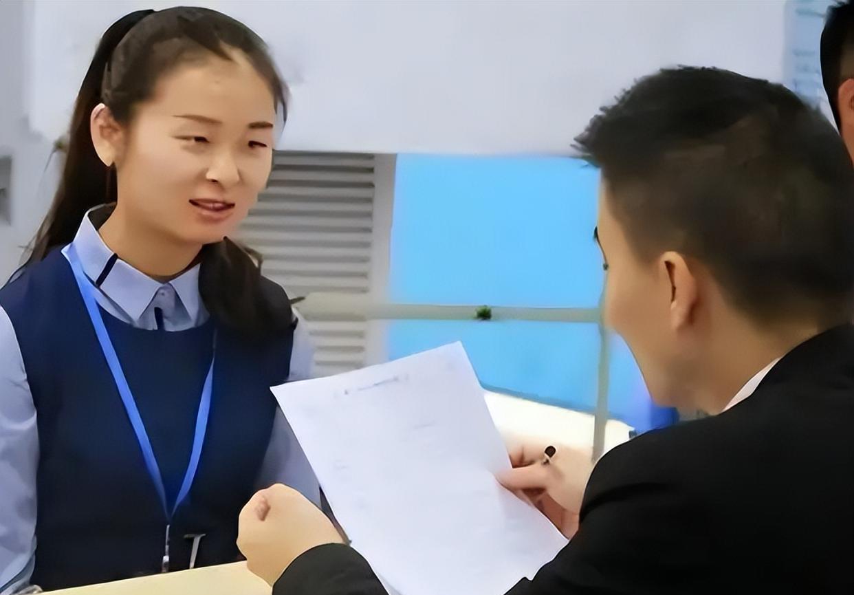 hr|毕业生投简历没有回应，大企业HR给出建议，要避开三类简历