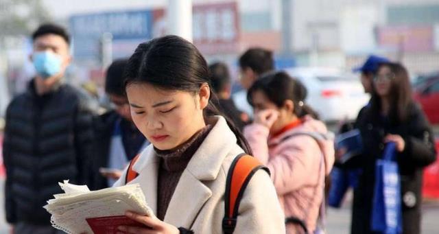 泸州|公务员“聘任制”将要实行？薪资待遇会越来越好，同时有个新变化