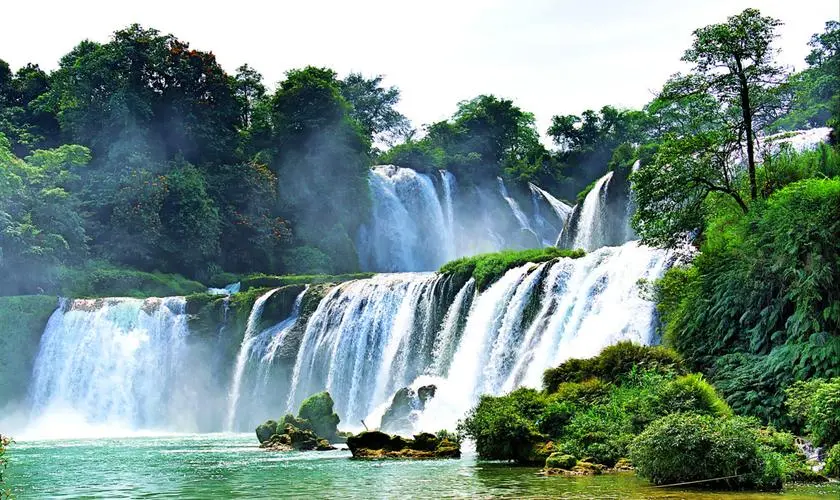 黄果树瀑布|盘点几个中国非常有名气的瀑布，有你去过的吗？