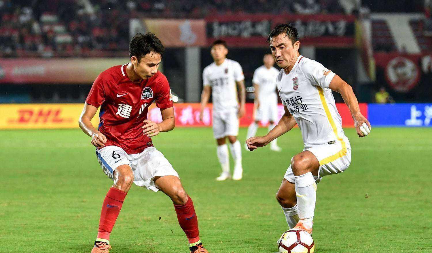 四川省|成都谢菲联最后一场中超，到成都蓉城冲超成功，四川足球容易吗？