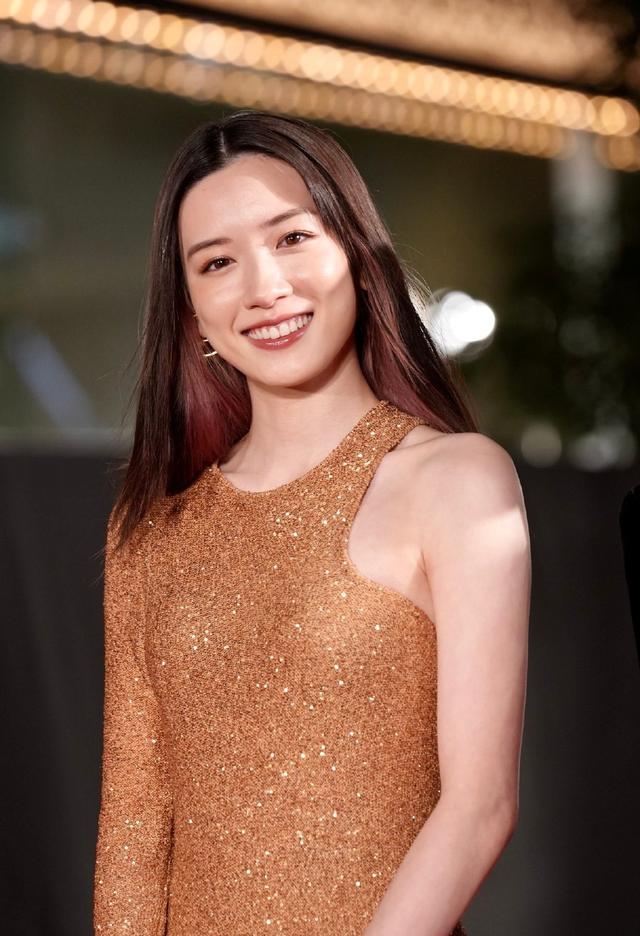 桥本爱|户田恵梨香永野芽郁桥本爱红毯争艳!三大日本女星美呆了