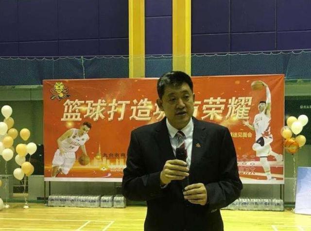 吉林男篮|虎王孙军收服刺头球员，巩晓彬也曾降伏哈德森，大佬们的手段