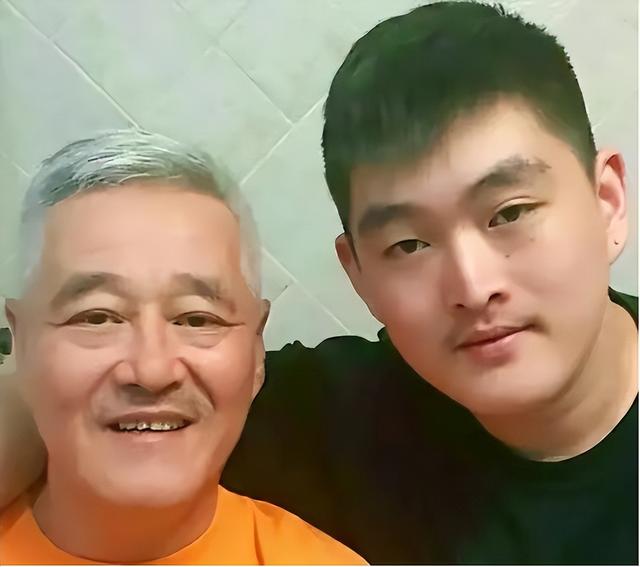 张元英|赵本山黑脸巡视儿子公司!生意冷清亏损严重,砸钱数亿或血本无归