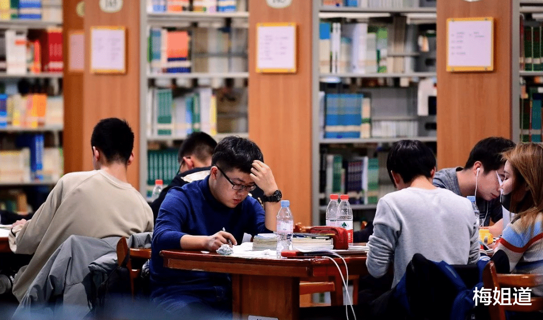 考研|考上研究生后才明白，这四类专业不适合读研，本科毕业就很香