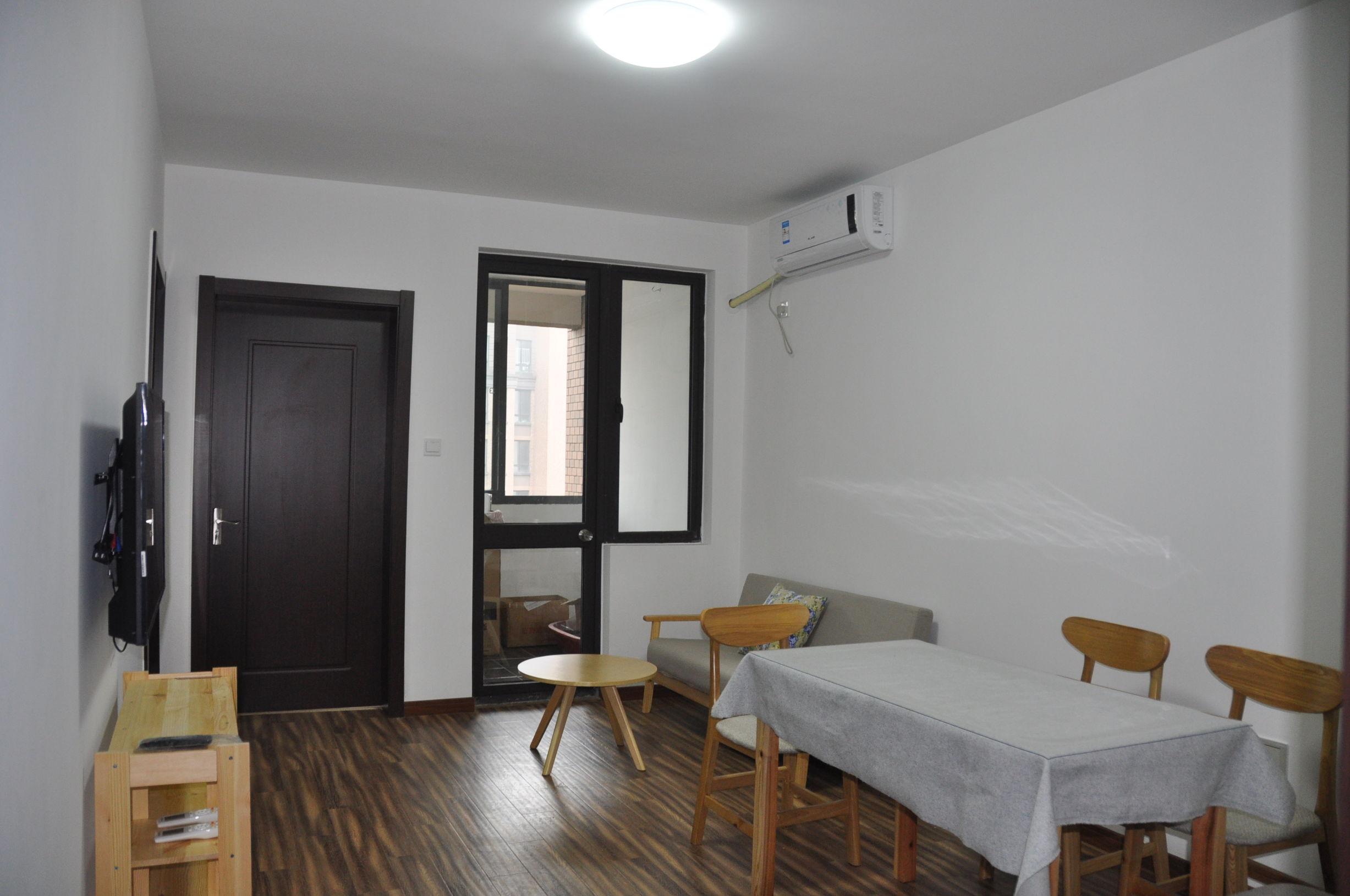 老房翻新改造花费1万元,效果比预期好,2000块都有人来租!