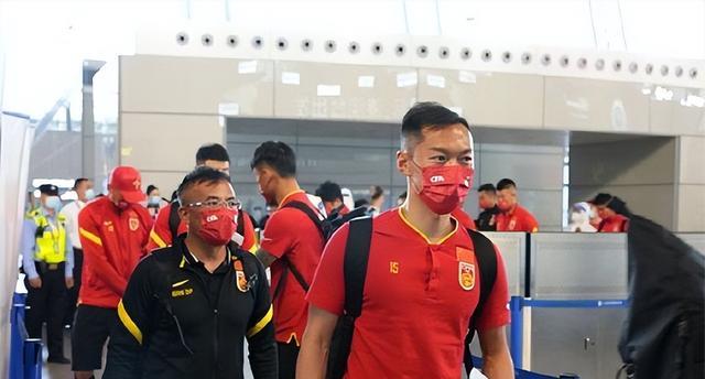 国足|尴尬！国足回国隔离到处碰壁，继苏州上海后成都也表示拒绝接待