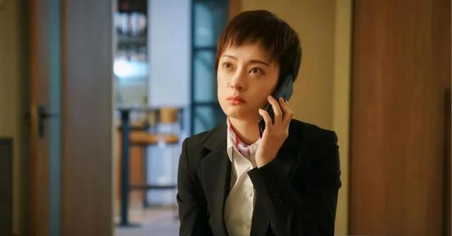 章子怡|41岁章子怡演15岁少女太违和，双眼无神满脸疲惫，毫无少女感