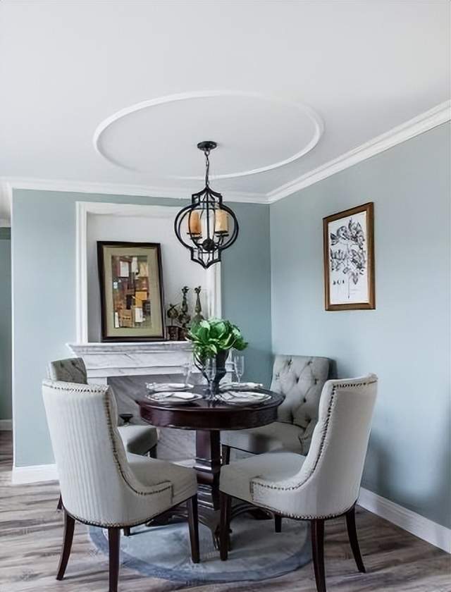 120平简欧风复式三居室，最亮眼的当属客厅颜色搭配太好看了