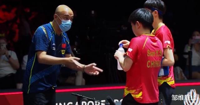 日本队|三杀日本队！国乒包揽五金，伊藤美诚不哭了，拿到一分露出笑容！