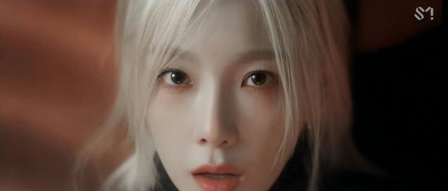 金泰妍|泰妍新曲好听耐听，MV并非是场景的堆叠，而是用走心的剧情来呈现