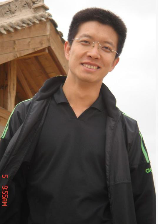 朱广权|朱广权：从东北小城走出来的著名央视主播，为何43岁仍未婚？