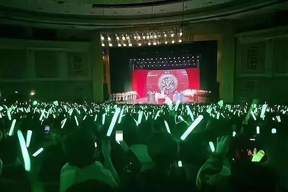 阿Sa|警惕相声界“邪教式追星”，杜绝“饭圈”乱象，净化行业氛围