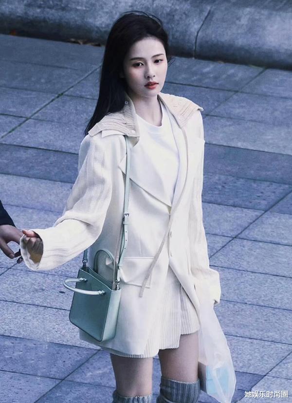 王鹤棣|王鹤棣携一现代偶像剧来袭,化身霸道总裁,搭档90后实力小花