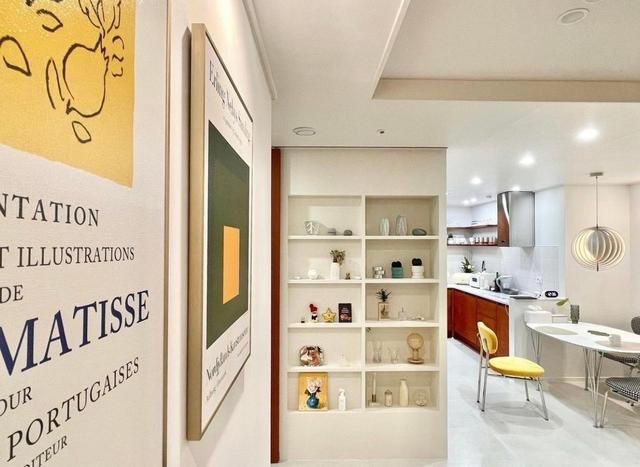 32岁女老师晒出新家生活照：全屋简单清爽，过着许多人羡慕的生活