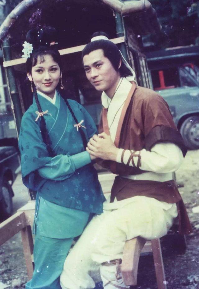 赵雅芝|赵雅芝的3个儿子，个个让她骄傲！