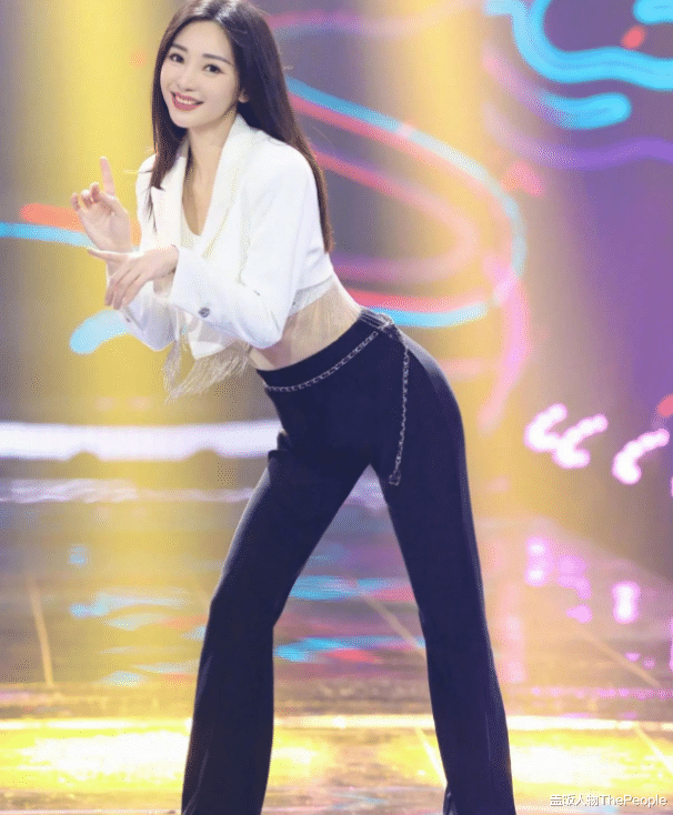 黄绮珊 女明星减肥如整容！从阿娇到黄绮珊，在大妈和女神间切换自如