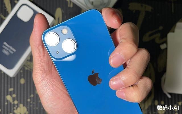 小米科技|iPhone13 mini降至4599元，它到底是不是“智商鉴定机”？