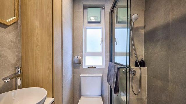 香港90后夫妇挤35㎡小宅,最小空间仅3㎡,却说:我们的已经很大了