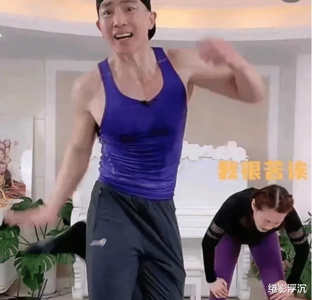 李佳琦|笑死，自从刘畊宏的直播间火了以后，李佳琦的直播间就一直掉粉丝