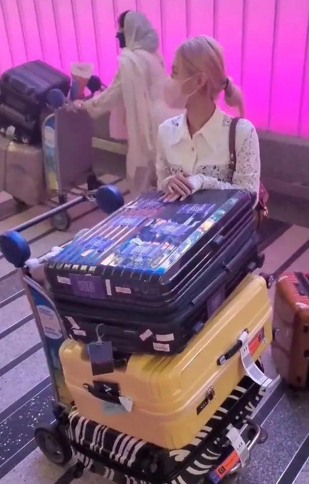 cube|CUBE安保不力？(G)I-DLE在机场迷路；宣美新曲抄袭艾薇儿？