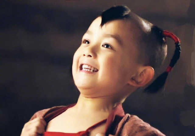 张馨予|?拒绝假骑马、假肌肉、假下水，22岁吴磊的出现，打了多少鲜肉的脸