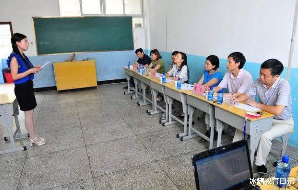 求职|北大女博士求职屡屡碰壁,应聘中学教师被淘汰,谈及原因无奈落泪