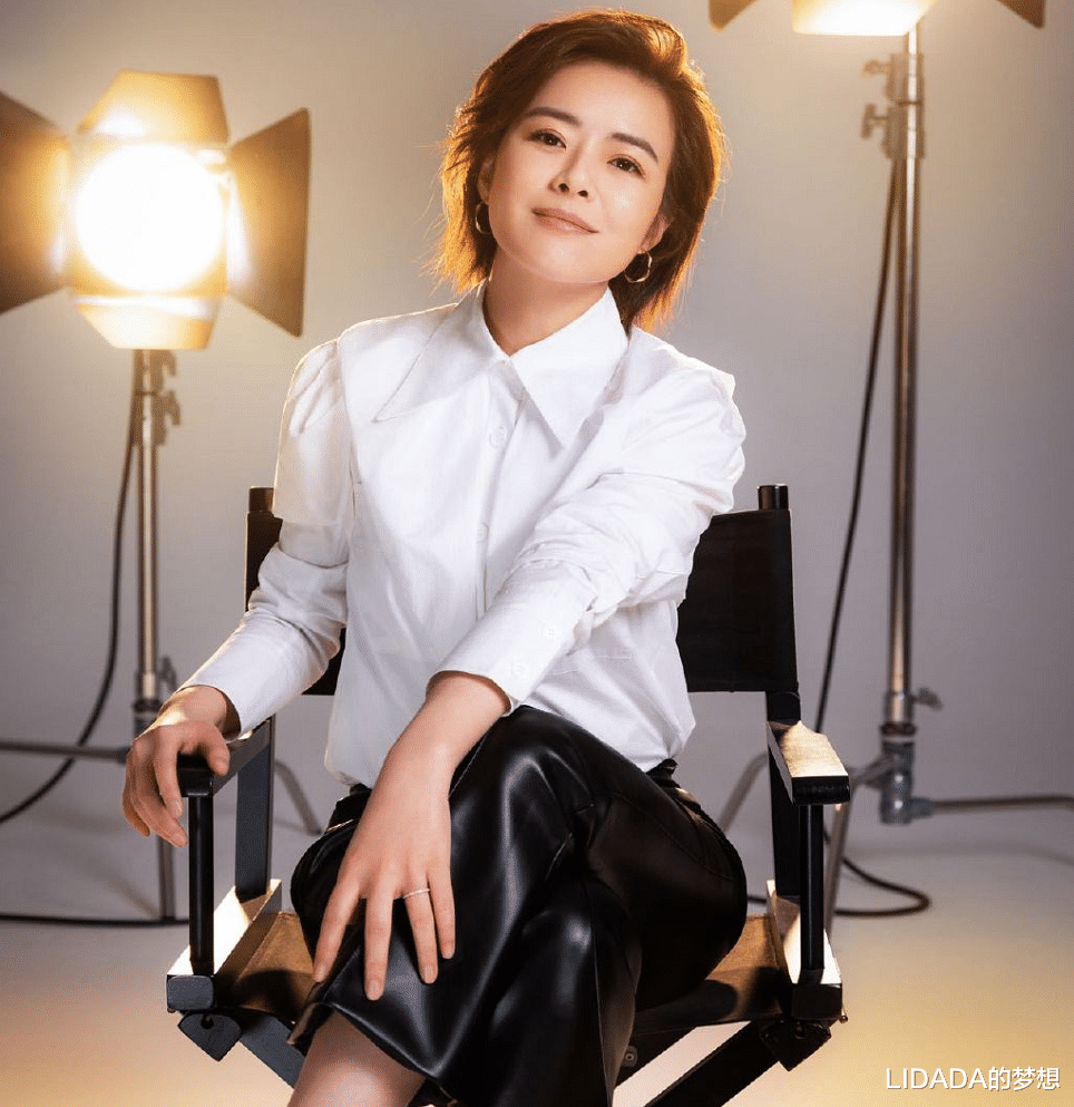 陈辰|知名主持人陈辰,不习惯当明星,低调嫁小丈夫,41岁生一女幸福美满