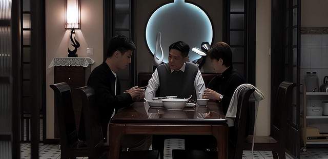 张秋峰|罚罪：张秋峰就是举报人，他和常非是盟友，投靠李伯东是以退为进