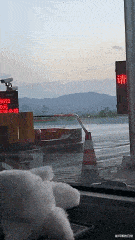 白娘子|白素贞飞行的时候为什么要把一只手往前伸？原来是这样~