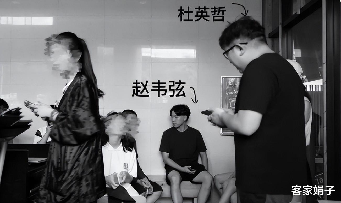 女学生|震动娱乐圈！艺考老师自曝睡100多女学生？竟无一个明星敢发声！